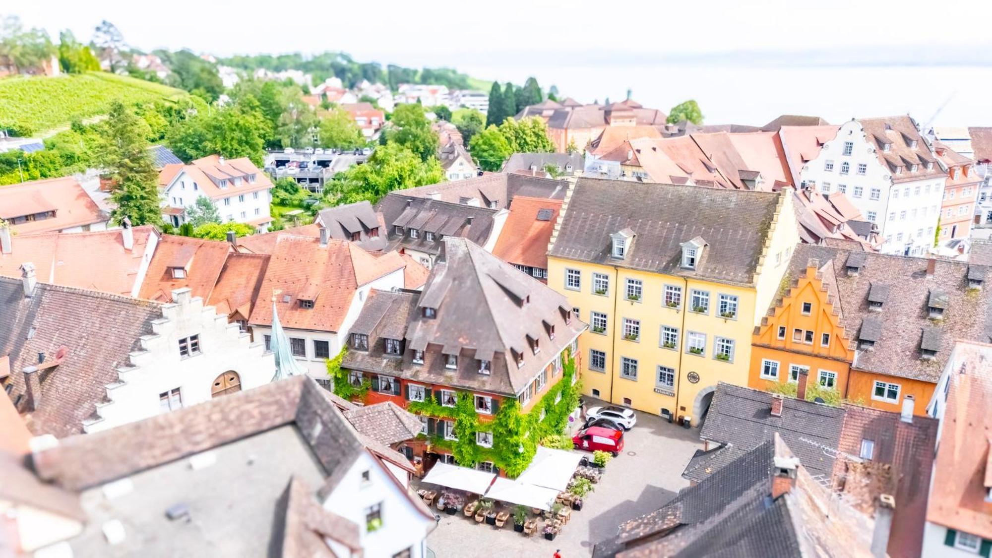 Hotel Loewen-Weinstube メーアスブルク エクステリア 写真